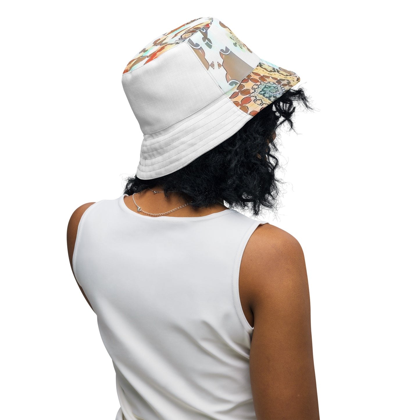 Reversible bucket hat