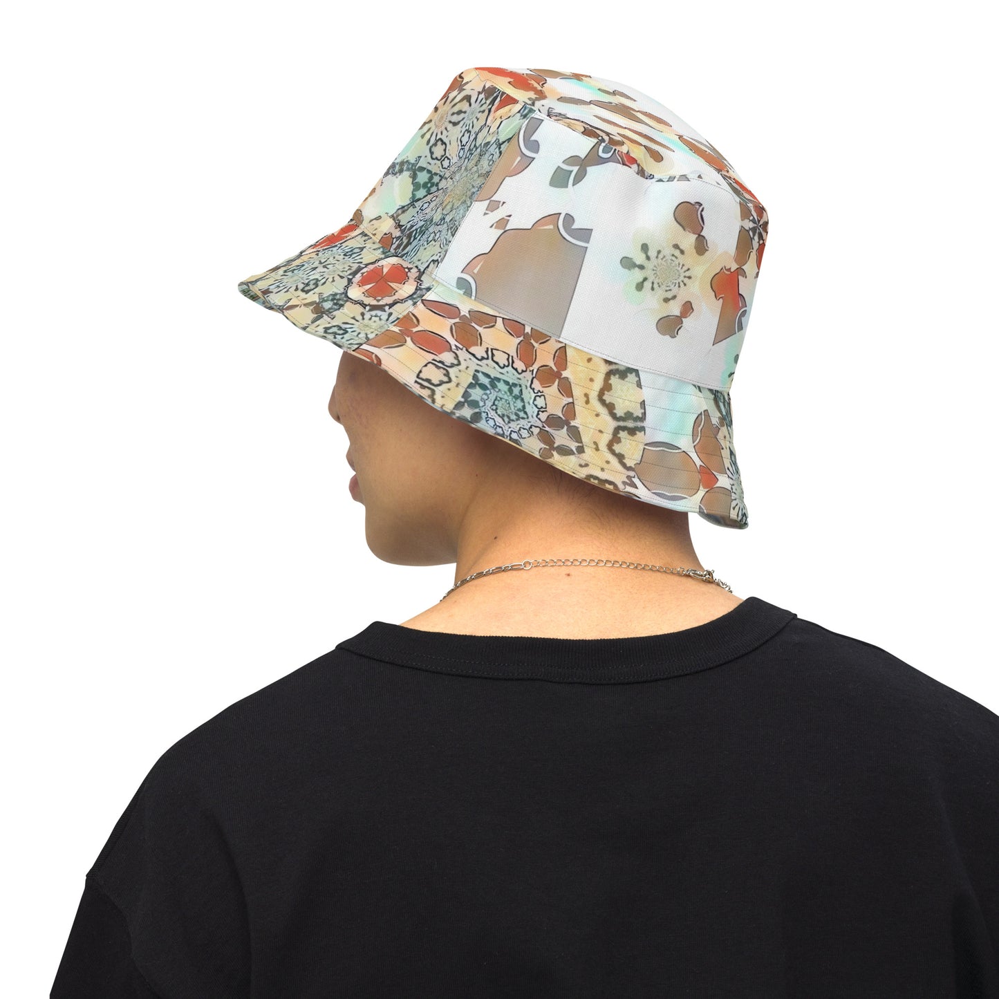 Reversible bucket hat