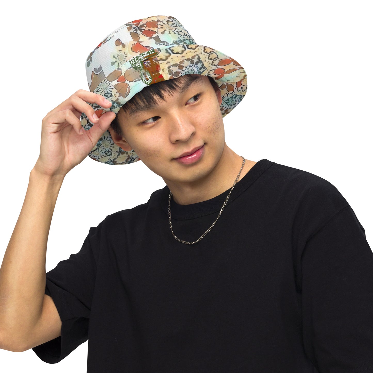 Reversible bucket hat