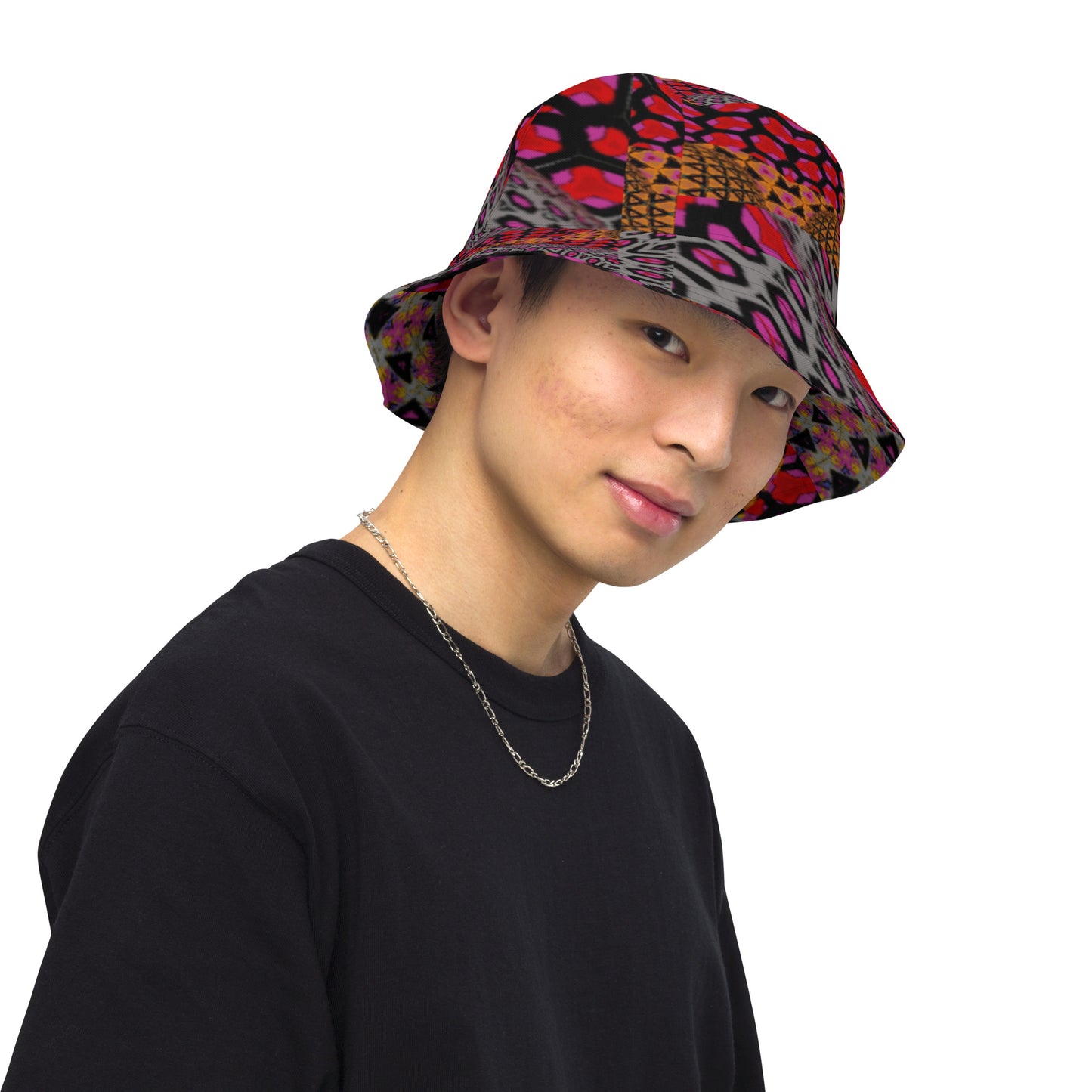 Reversible bucket hat