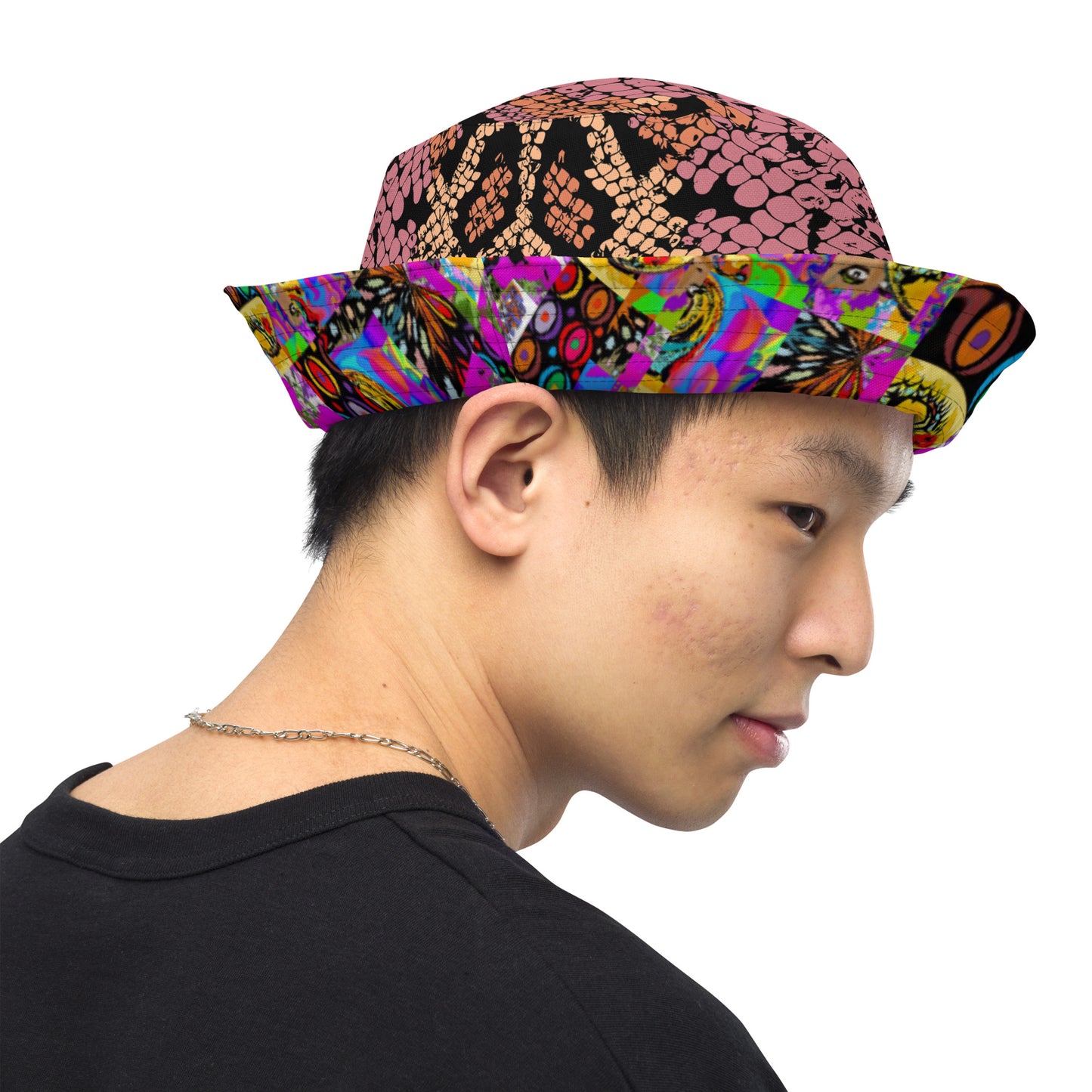 Reversible bucket hat