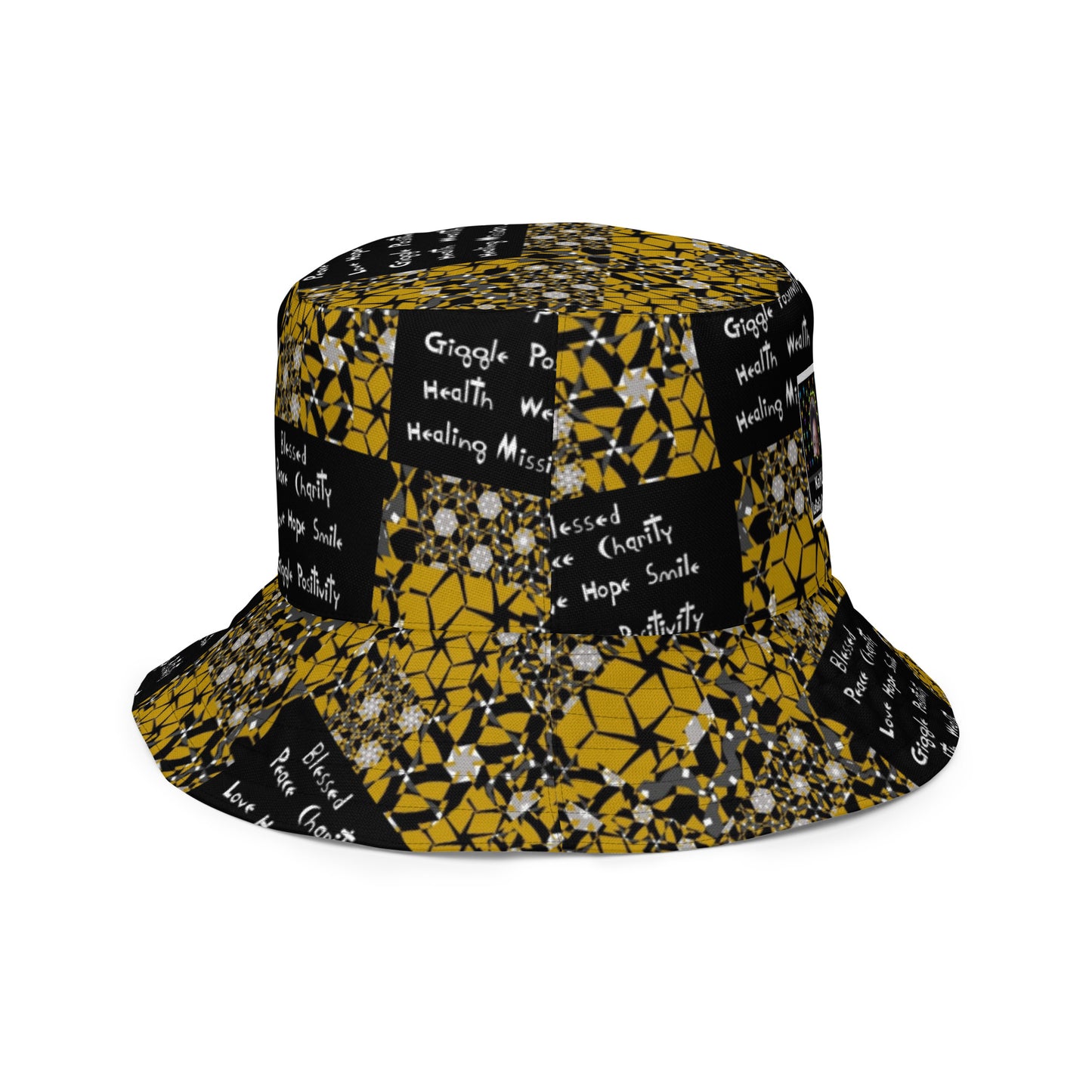 Reversible bucket hat