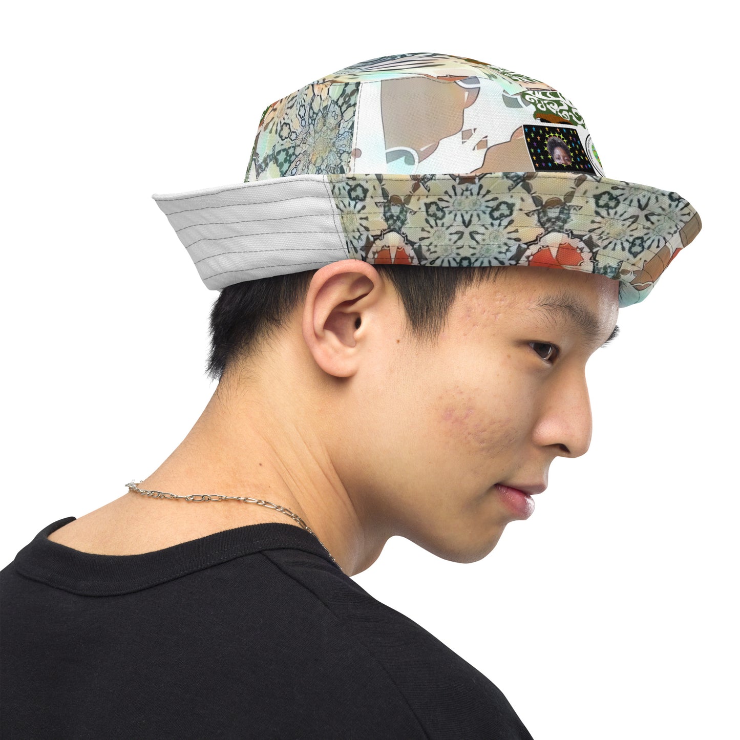 Reversible bucket hat