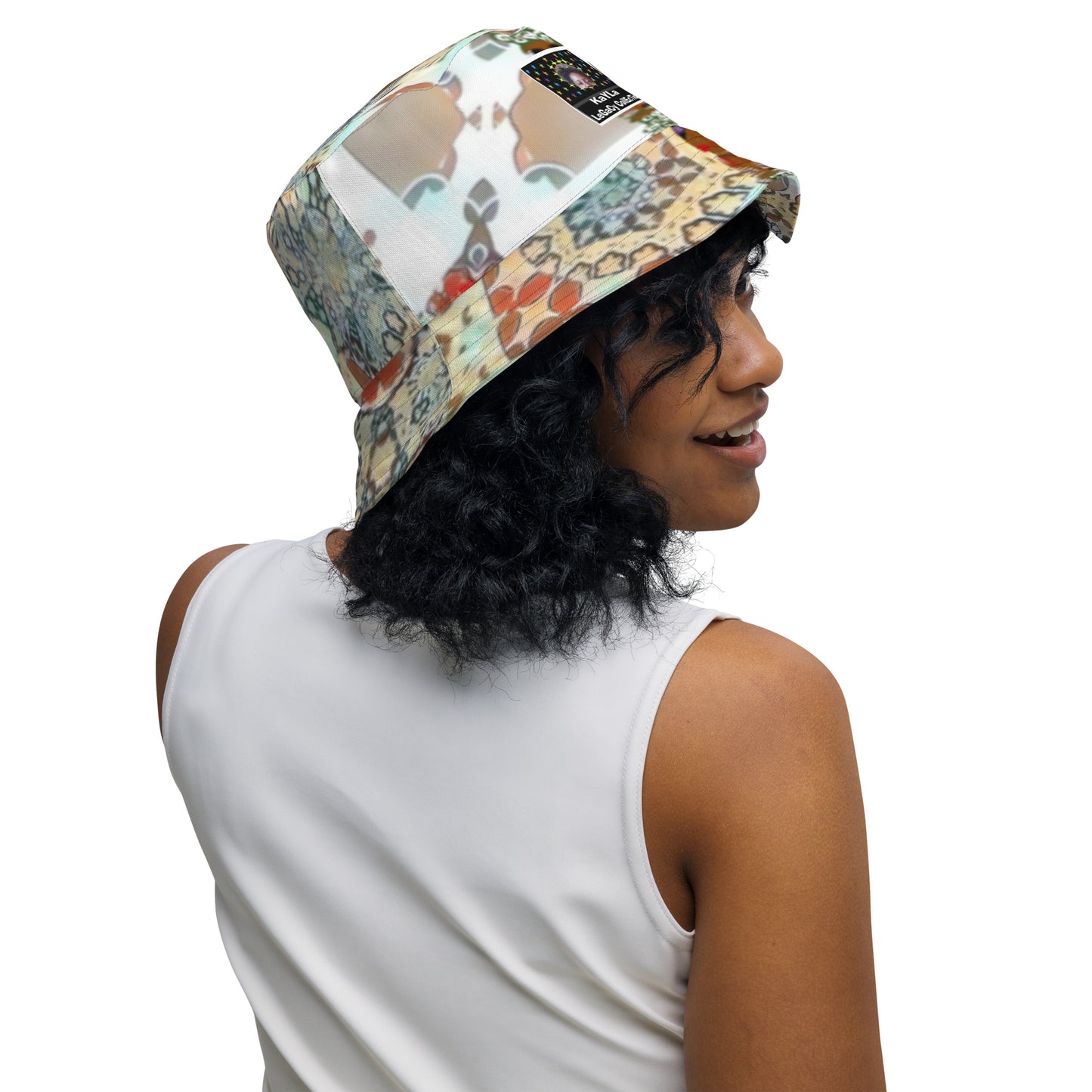 Reversible bucket hat