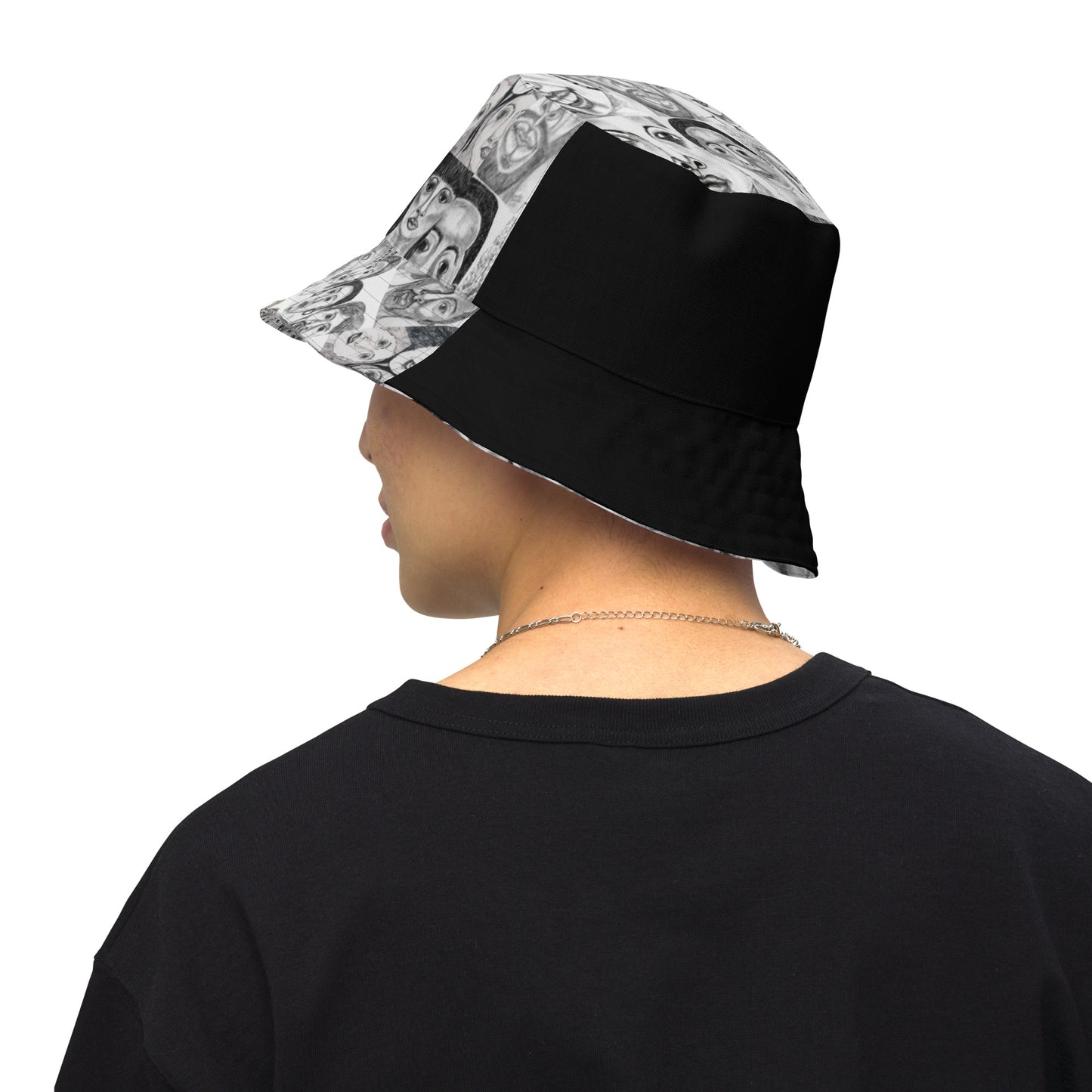 Reversible bucket hat