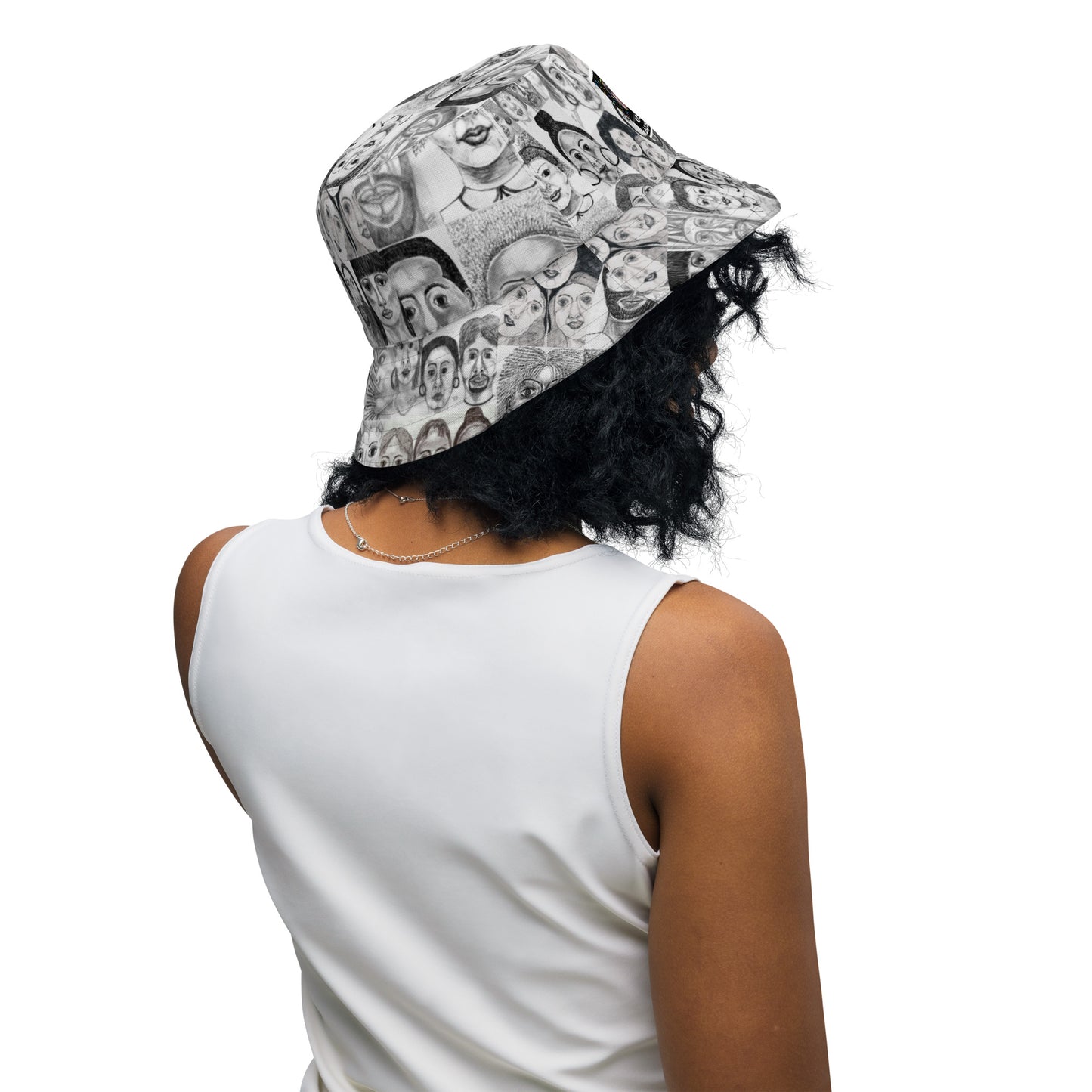 Reversible bucket hat