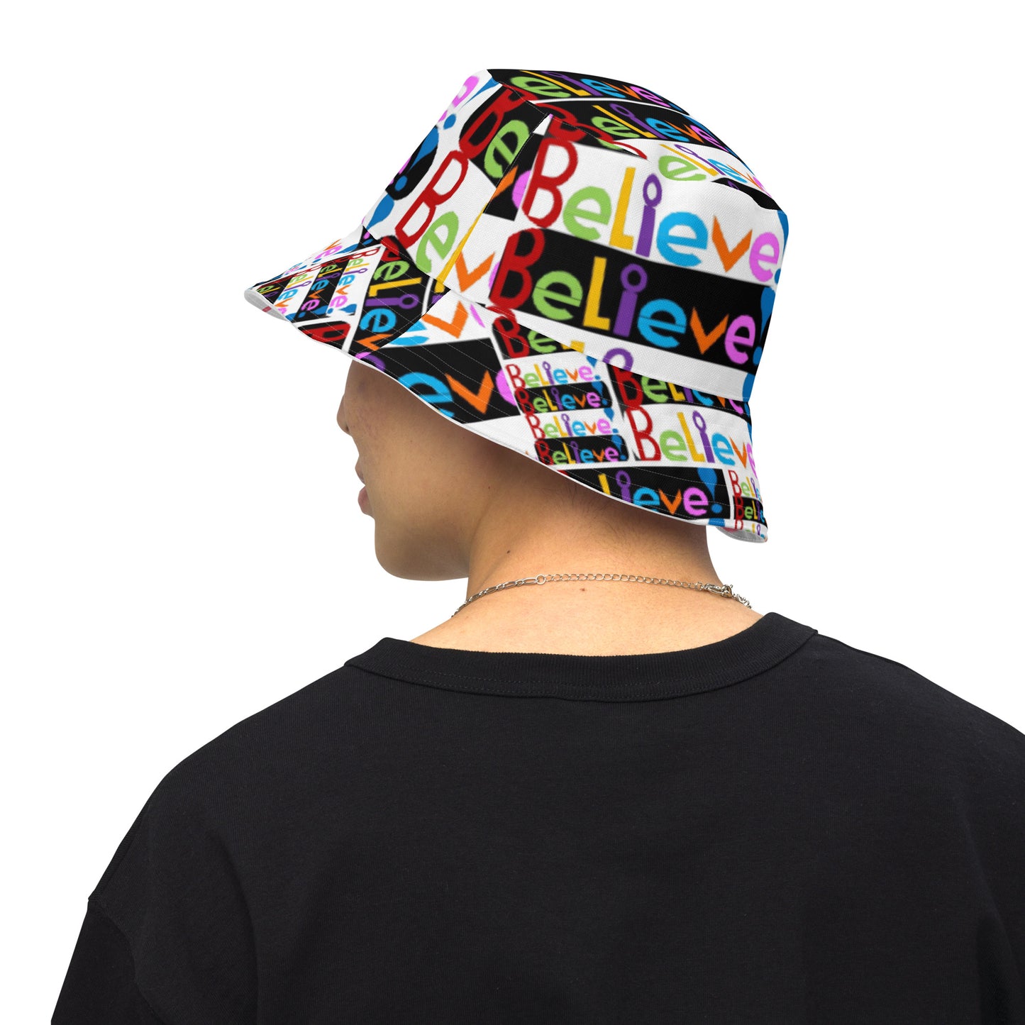 Reversible bucket hat