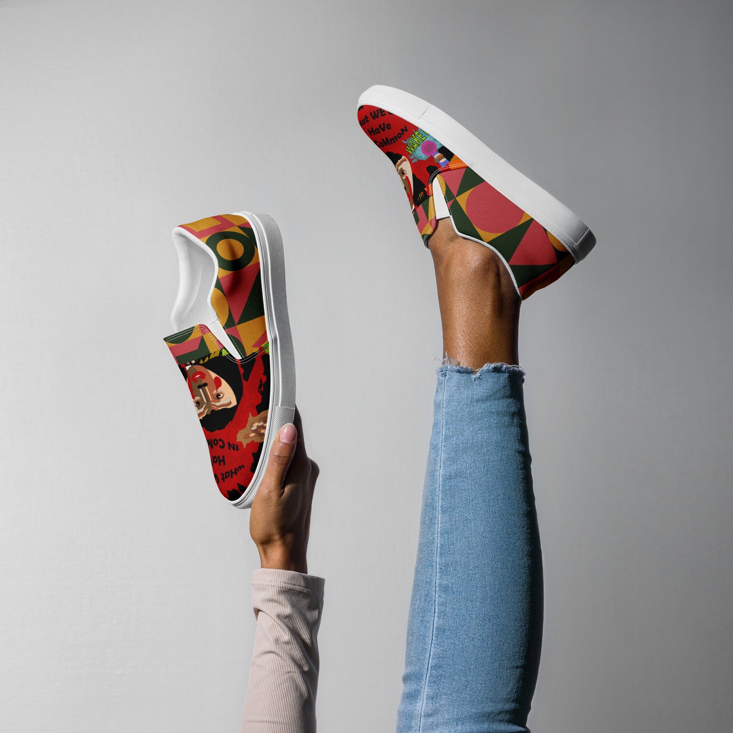 Women’s slip-on canvas shoes